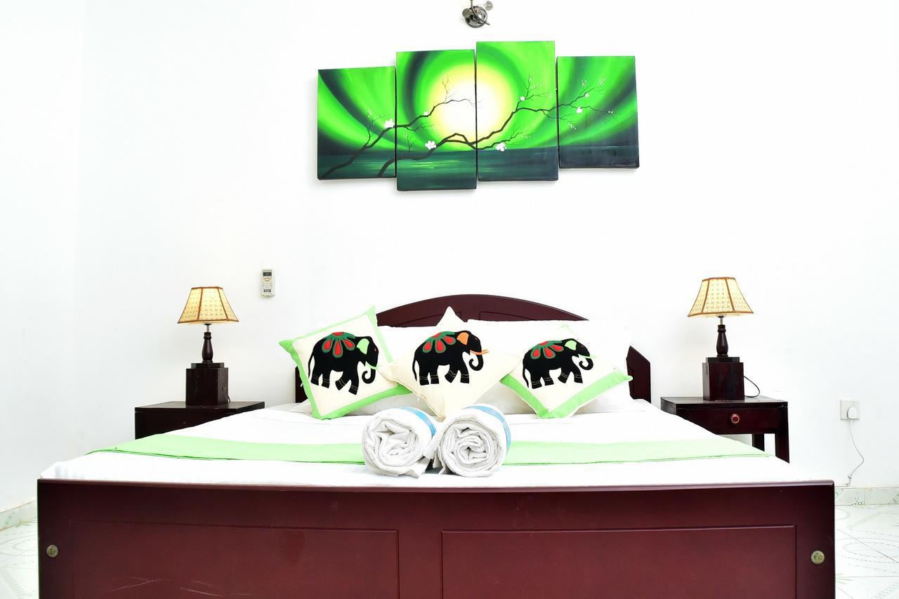 Sky Transit Hotel Катунаяка Экстерьер фото